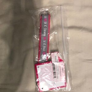 31 brand hang it up key fob in URU phrases